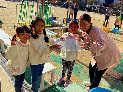 写真:年長児 氷