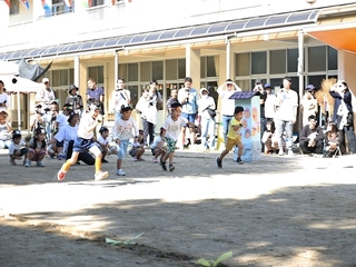 運動会の踊りの写真