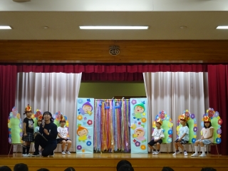 写真：誕生会の様子