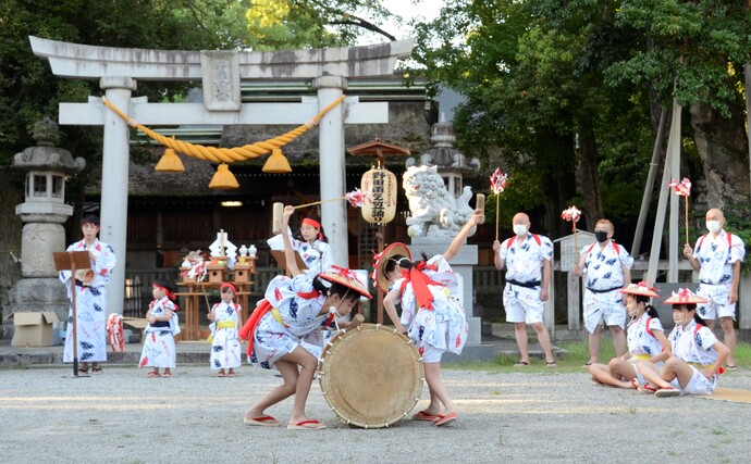 写真:踊り