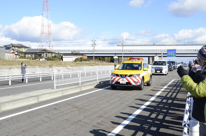 写真:開通した道路